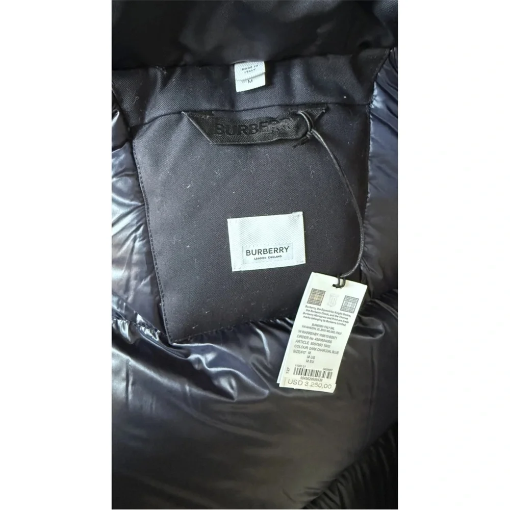 BURBERRY Hooded Parka Coat w Shearling - Picture 2 of 6